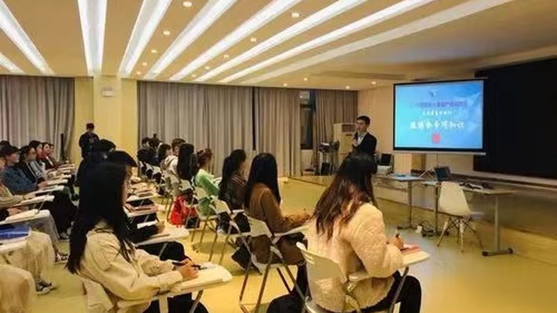 企业内训现场实施，如何确保规范高效？**