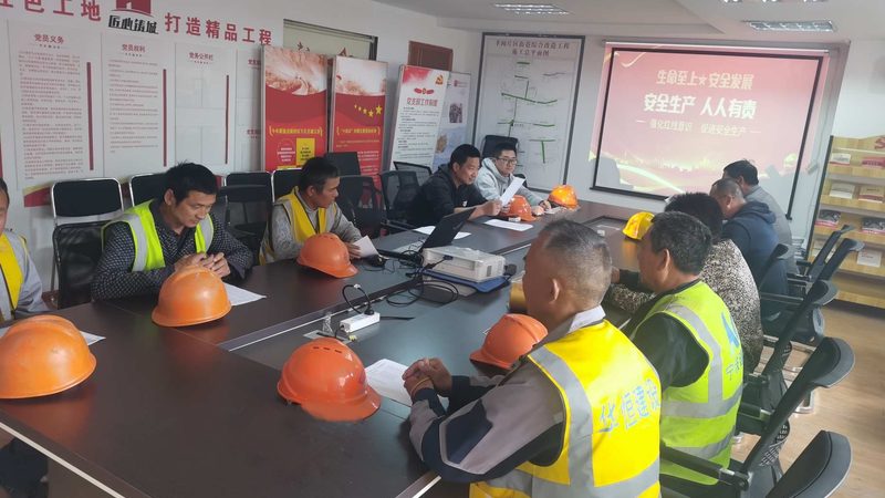 叉车安全操作规范培训：保障作业安全，提升职业技能